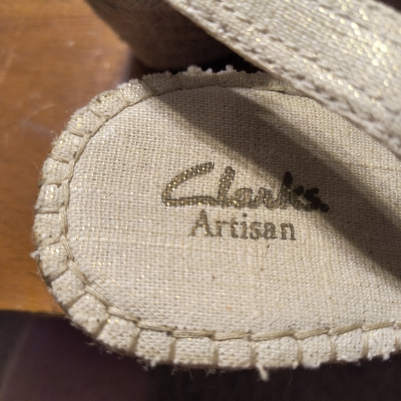 Clarks Artisan Wedge Sandal - Picture 8 of 9